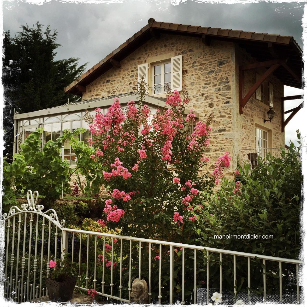 Manoir Montdidier Burgundy Acomodação com café da manhã Tramayes Exterior foto